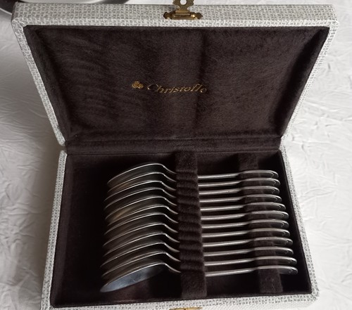 Coffret cuillères à - 12,