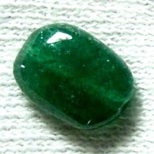 3 Carat Desseré Ovale Cabochon Naturel Émeraude Vert Émeraude Avec Trou