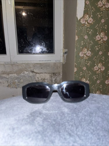 Lunettes soleil versace - lunettes,