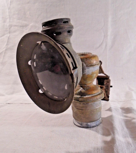 Ancienne lampe phare - ancienne, lanterne