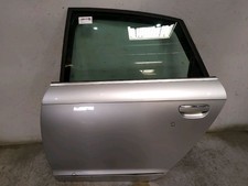 DOOR LEFT REAR Audi A6 (C6) Sedan 3.0 TDI V6 24V Quattro (BMK) 2004 4F0833051G