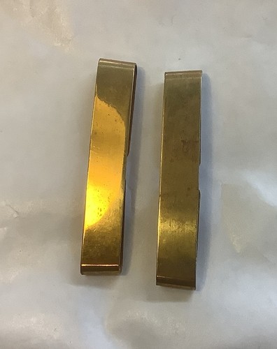 Paire grades metal sous - metal, de