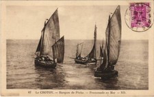 CPA AK Le Crotoy - Barques de Peche - Promenade sur Mer SHIPS (1207032)