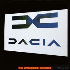 Sticker DACIA + LOGO    Duster