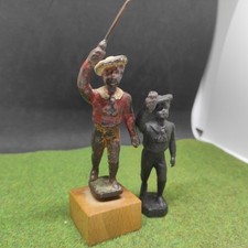 Bronze figurines statuettes