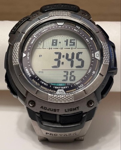 Montre radiocommandée solaire