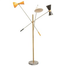 Lampadaire italien dans - , le