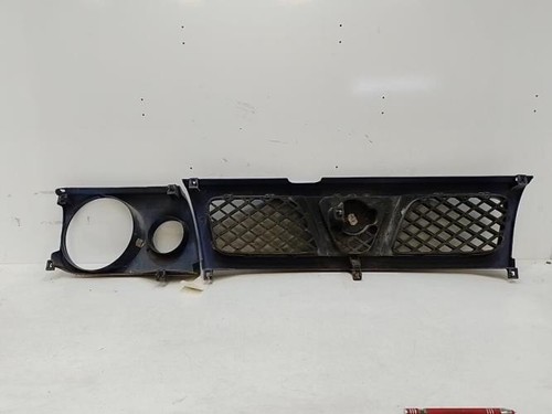 Calandre nissan terrano - nissan, 2