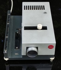 LEITZ PROJECTEUR -DIAPOSITIVES  PRADOLUX - vintage