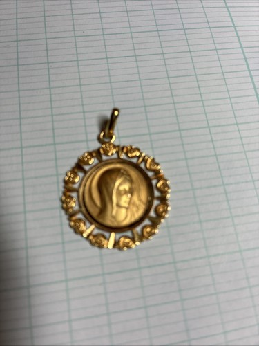 Trés jolie médaille religion - trés,