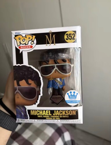 Rocks figurine michael - rocks,