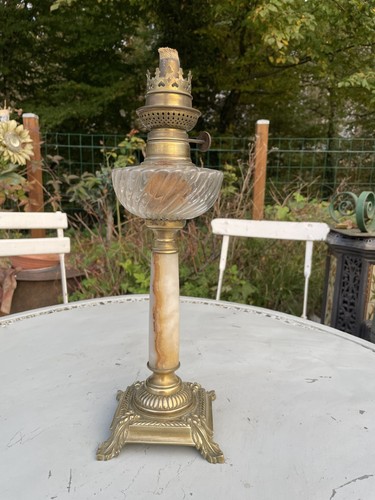 Lampe pétrole bronze et - à,