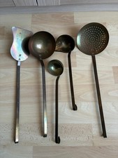 Lot de 5 anciens ustensiles de cuisine - laiton/cuivre - vintage, collection