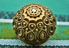 bouton bronze ancien Ajouré