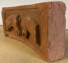 Pierre Sculpté Écurie Cheval Haras Chevaux Château Haute Époque Ancien