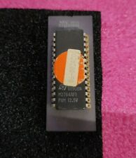 NEC D75CG208E en boîtier Piggyback 