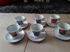 LOT DE 8 GRANDES TASSES A CAFE
