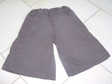 Pantacourt NKY de KIABI 4 ans taupe ceinture réglable 