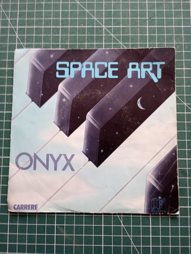 La567 45t space art - art, onyx