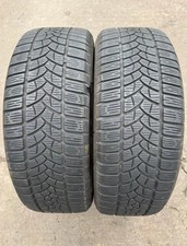 Pneus D'Hiver 215/60 R17 96H