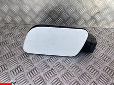 Trappe réservoir carburant -