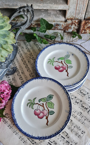 Anciennes assiettes a - 8,