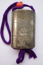 Boîte à pilules Inro avec