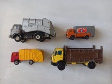 Lot 4 Camions MAJORETTE FJ LESNEY vintage Mercedes Berliet Garbage Trucks Benne 
