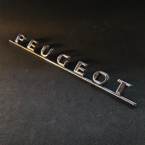 Insigne logo peugeot chrome - &,