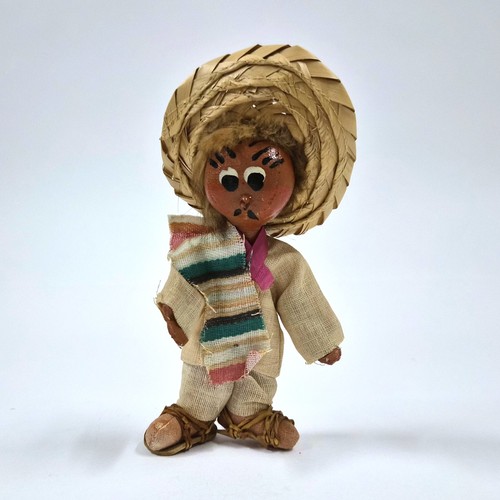 Poupée papier mâché art - en,