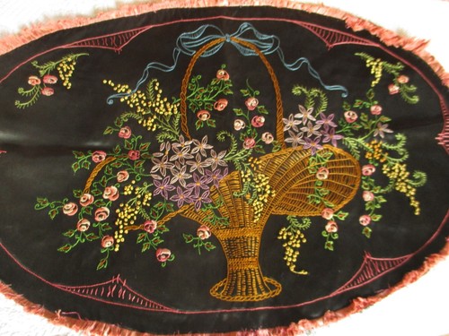 Dessus coussin satin brodé - dessus,