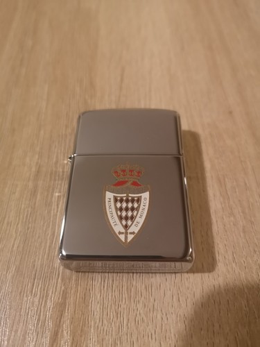 Briquet zippo police