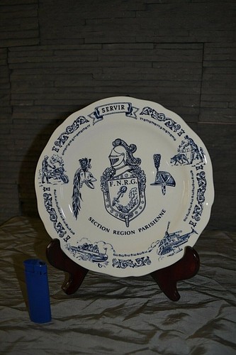 Assiette commémorative