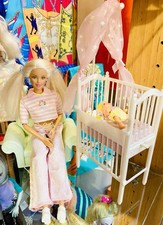 Barbie And Krissy Bedtime