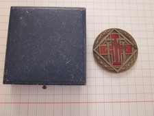 MEDAILLE ET ECRIN UNION  DES FEMMES DE FRANCE CROIX ROUGE45 MM