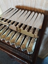 12 Couteaux de Table Décor Floral et Feuillages Orfèvrerie J.B Métal Argenté