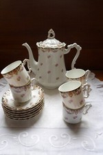 Service café tasses et verseuse porcelaine fine de Limoges UC style rocaille