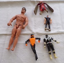 Lot 5 Figurines 1 action man 1 powers rangers et autres