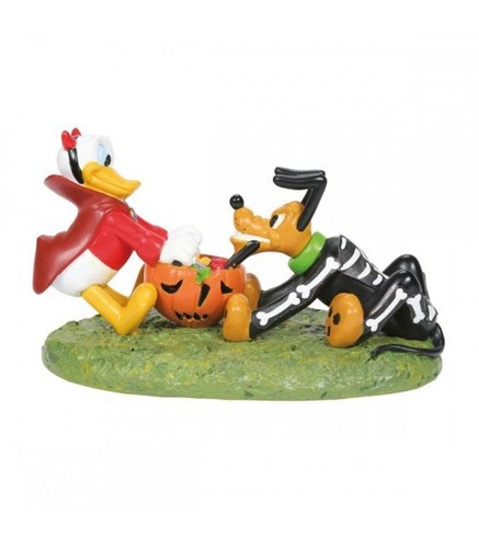 Disney village donald et - disney,