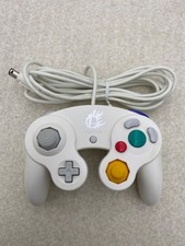 Manette Nintendo Super Smash Bros. White Classic Gamecube du Japon testée