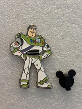 pin's disneyland paris trading disney 2019 buzz l'éclair lightyear dlp toy story