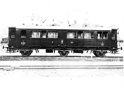 Cpm wagon voiture - wagon, à