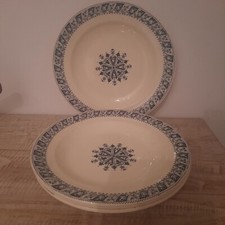 Magnifiques assiettes creuses