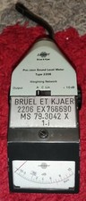 Bruel & Kjaer sound level meter   TYPE 2206