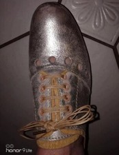 Derbys en cuir doré Myma P37 dans leur boîte d’origine