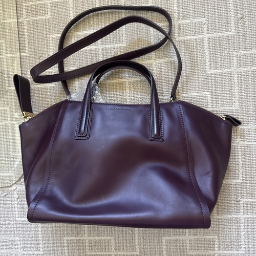 Gerard darel shoulder hand - darel,