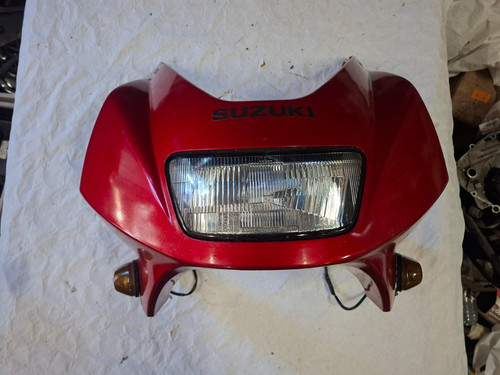 Tete fourche avec - tete,