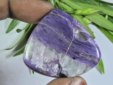 86Cts. Cabochon en forme de