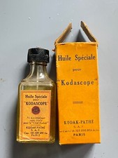 RARE ANCIEN FLACON HUILE