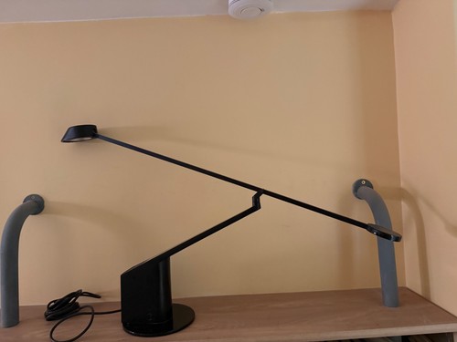 lampe de bureau moderniste